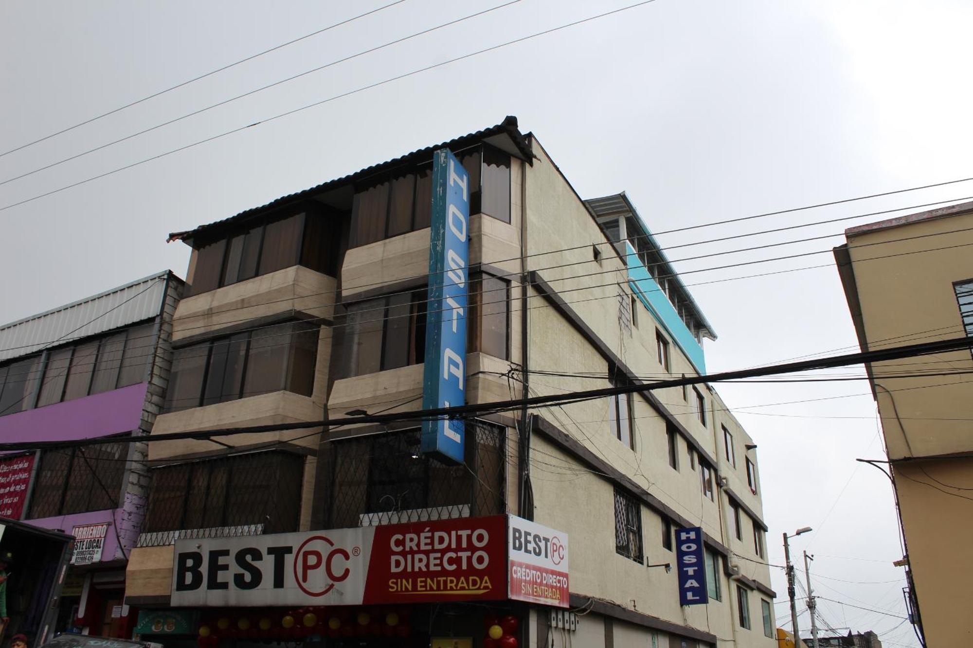 Julius Hostal, Desde Las 14 Horas Hasta 12 Del Mediodia Quito Exterior photo